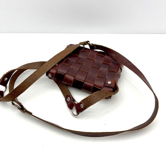 Crossbody Leather Cassette Weave Style Bag Handcrafted Jay Farmer, Small - Picture 10 of 12